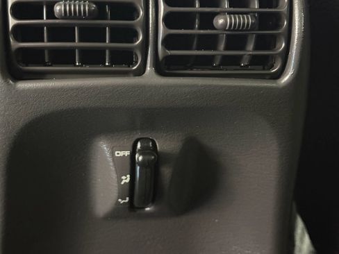 Used 2000 Dodge Durango 4WD image 40
