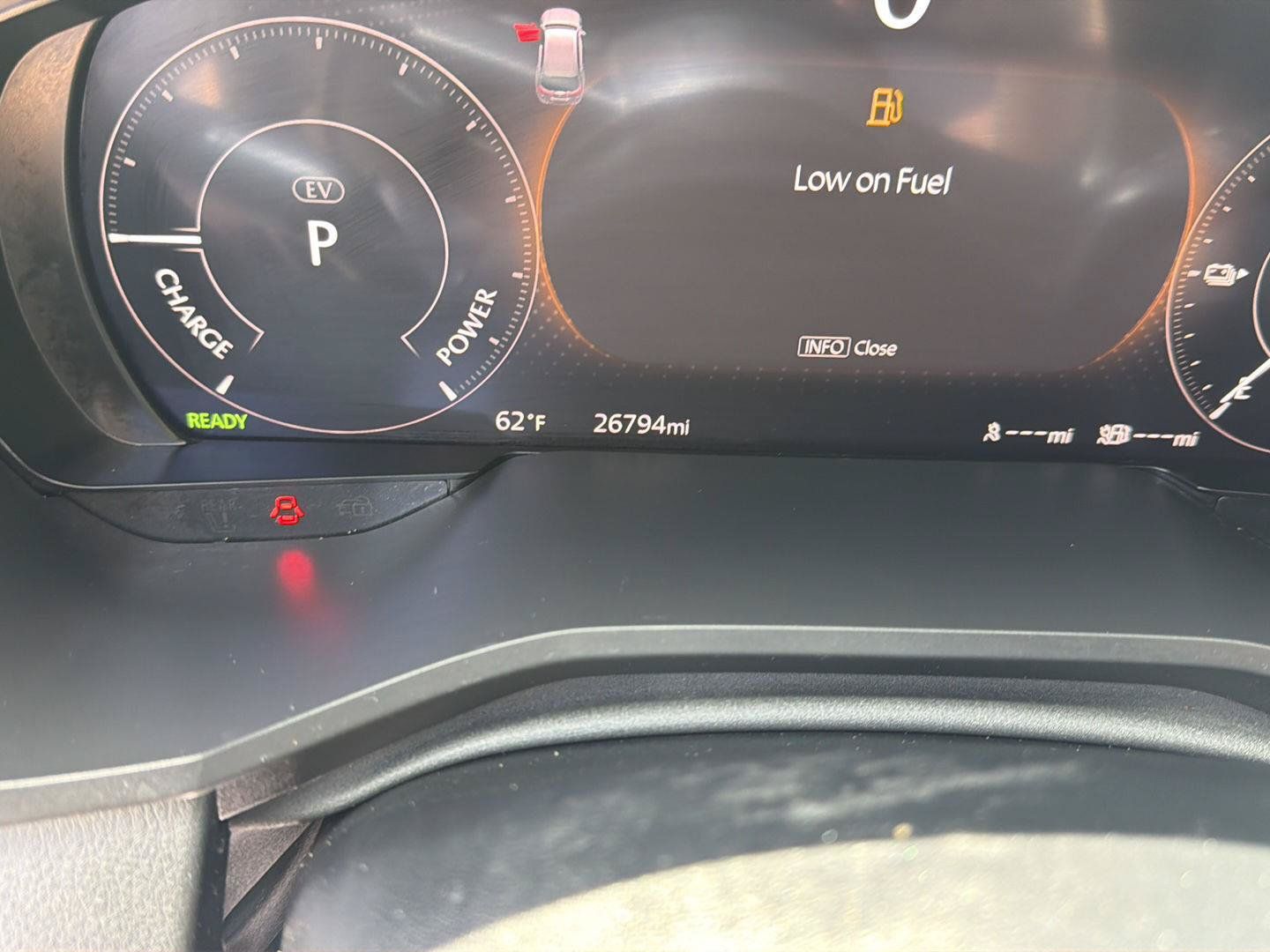 Used 2024 MAZDA CX-90 Plug-In Hybrid w/ Preferred AWD/4WD image 24
