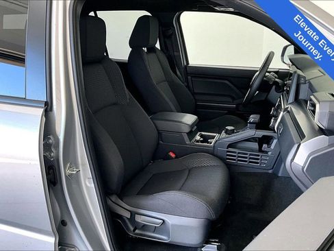 Used 2025 Toyota 4Runner SR5 image 10