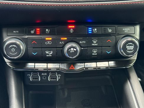 Used 2024 Dodge Durango R/T image 35