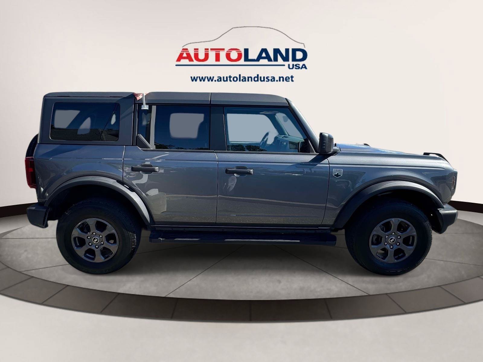 Used 2024 Ford Bronco Big Bend AWD/4WD image 3