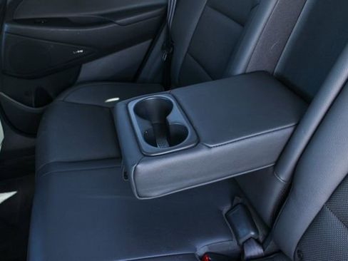 Used 2017 Hyundai Tucson SE Plus AWD/4WD image 30