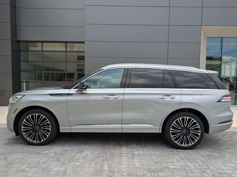 Used 2024 Lincoln Aviator Black Label w/ Dynamic Handling Package AWD/4WD image 9