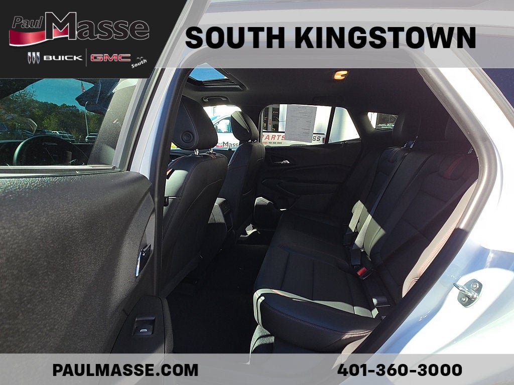 Used 2024 Chevrolet Trax RS w/ Sunroof Package FWD image 20
