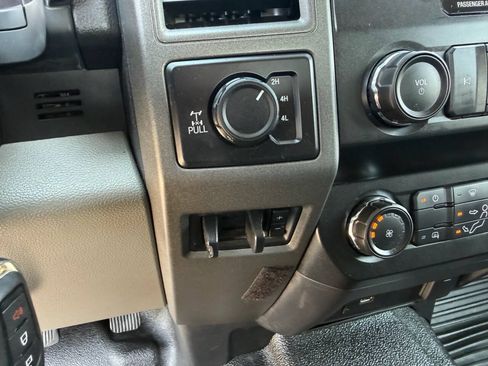 Used 2019 Ford F350 XL w/ Power Equipment Group AWD/4WD image 15