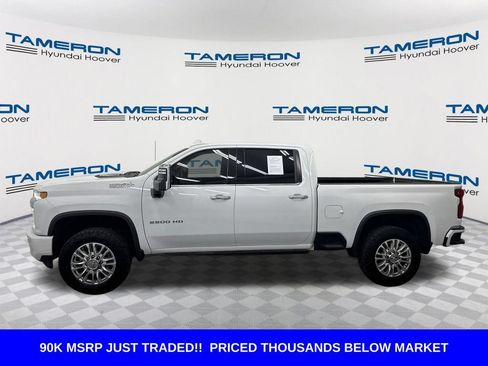 Used 2022 Chevrolet Silverado 2500 High Country w/ Z71 Off-Road Package AWD/4WD image 2