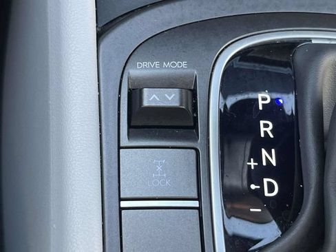 Used 2025 Hyundai Kona SEL AWD/4WD image 17
