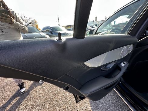 Used 2016 Mercedes-Benz C 300 4MATIC Sedan image 14