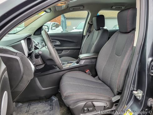 Used 2017 Chevrolet Equinox LS image 9