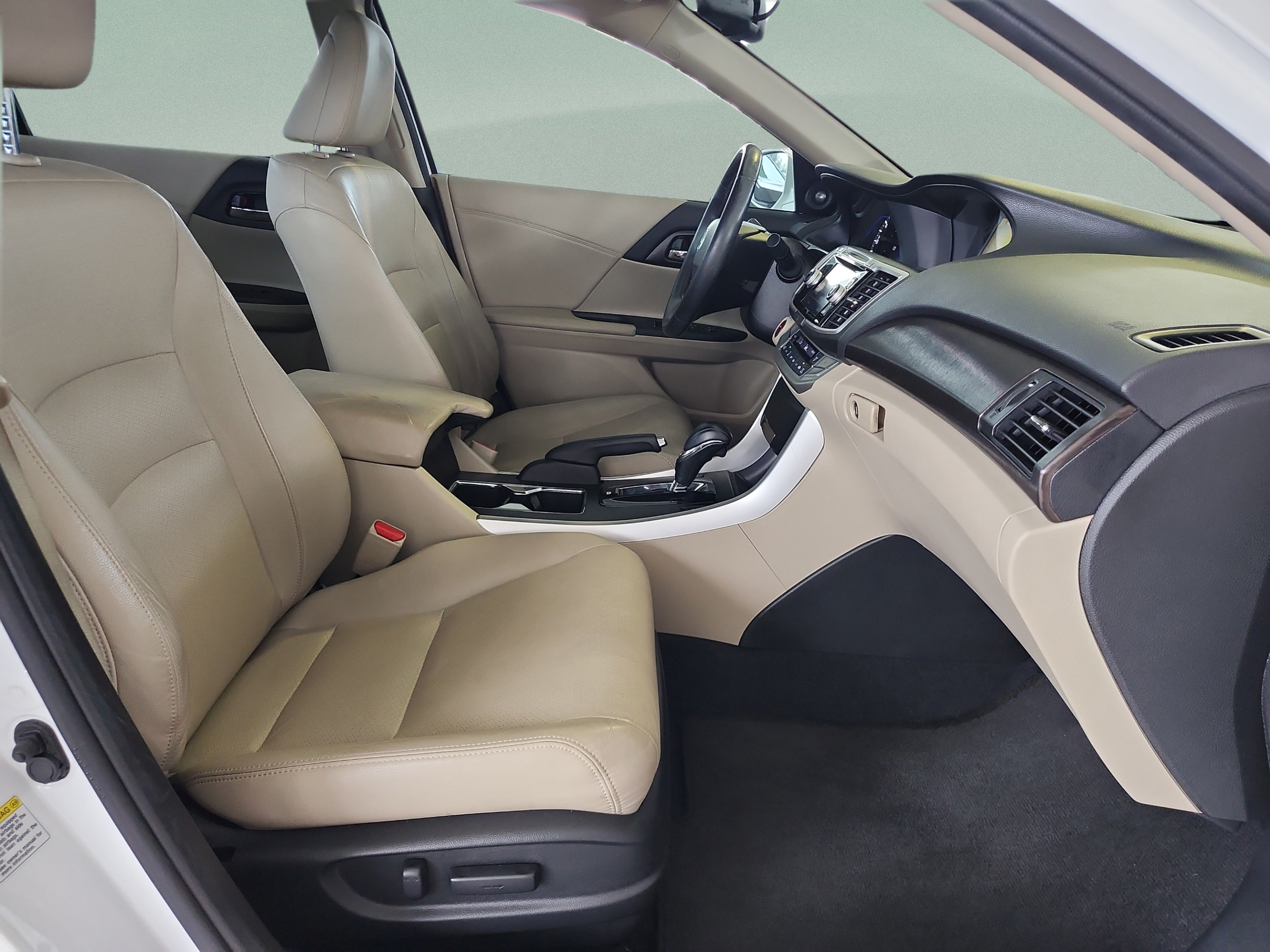 Used 2014 Honda Accord EX-L image 21