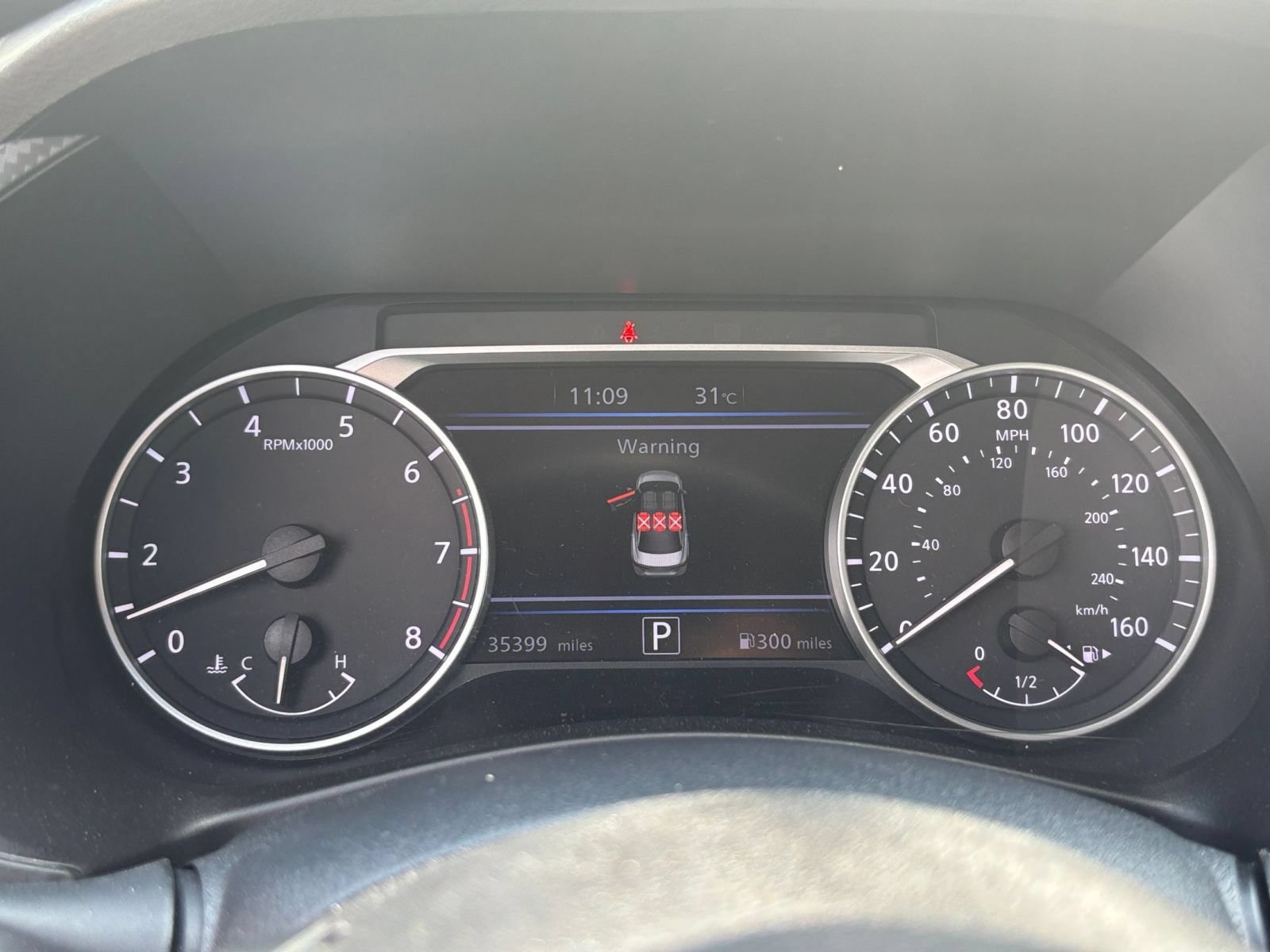 Used 2025 Nissan Sentra SV FWD image 37