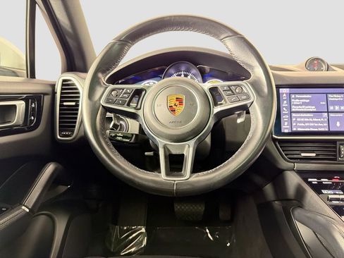 Used 2019 Porsche Cayenne AWD/4WD image 23