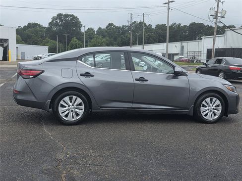 Used 2025 Nissan Sentra S FWD image 4