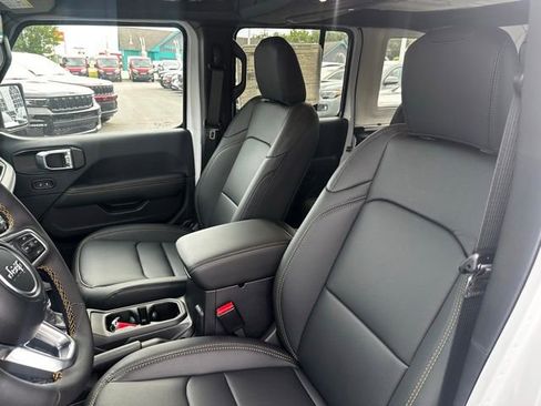 New 2025 Jeep Wrangler Sahara w/ Safety Group image 19