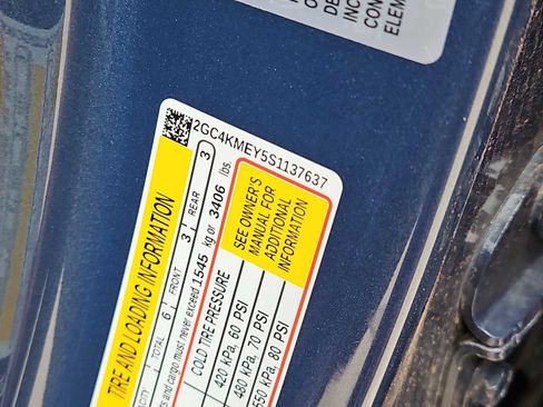 Used 2025 Chevrolet Silverado 2500 Custom w/ Custom Value Package image 25