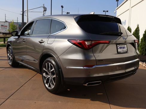 Used 2024 Acura MDX SH-AWD w/ Technology Package image 4