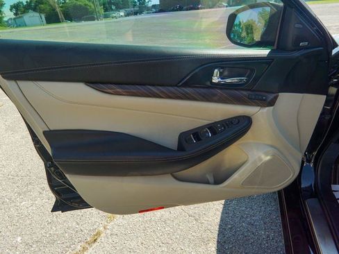Used 2018 Nissan Maxima Platinum FWD image 15