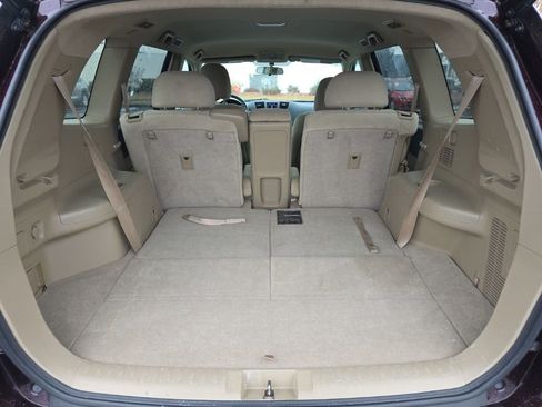 Used 2012 Toyota Highlander FWD image 18