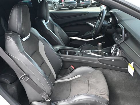 Used 2018 Chevrolet Camaro SS RWD image 20