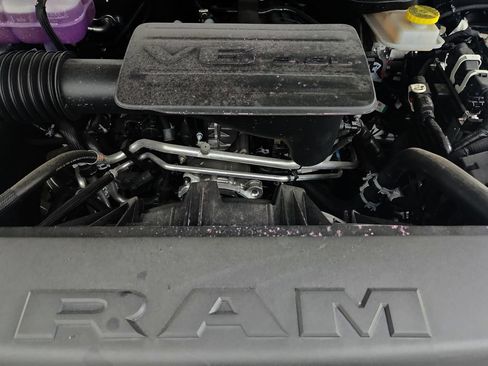 New 2026 RAM 1500 4x4 Crew Cab image 32