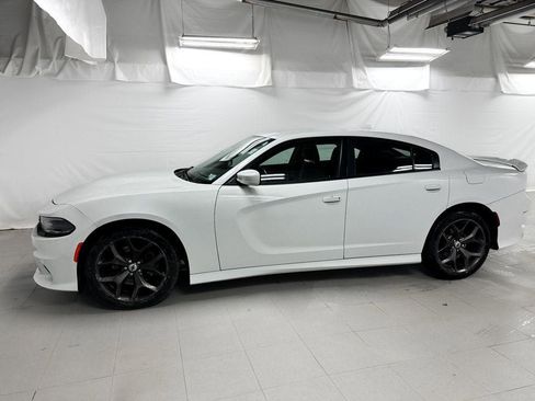 Used 2019 Dodge Charger GT image 2