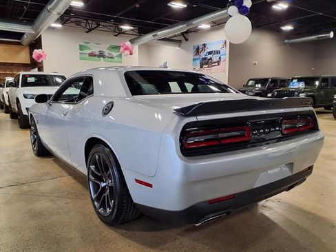 Used 2022 Dodge Challenger R/T Scat Pack w/ Shaker Package image 6