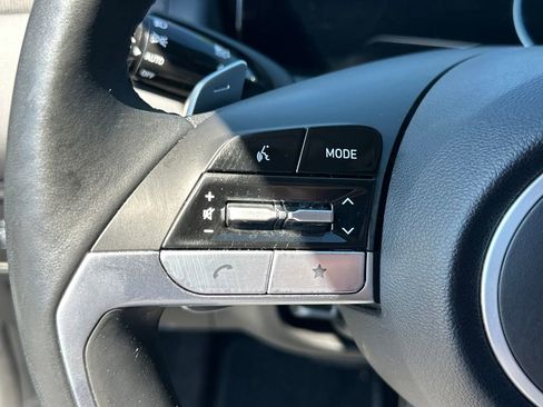 Used 2022 Hyundai Tucson Limited FWD image 17