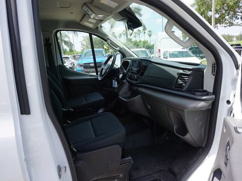 Used 2025 Ford Transit 250 Low Roof w/ Exterior Upgrade Package RWD image 3
