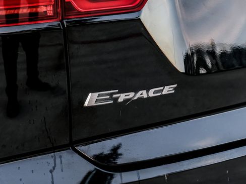 Used 2019 Jaguar E-PACE S image 51