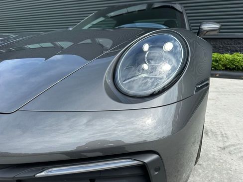 Certified 2022 Porsche 911 Carrera RWD image 9