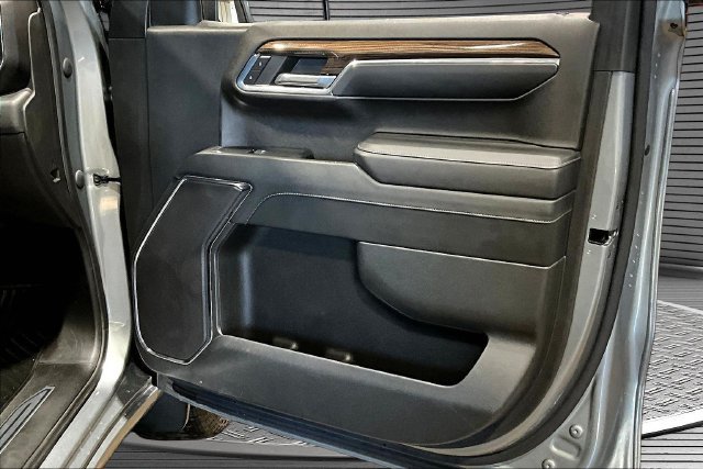 Used 2023 Chevrolet Silverado 1500 LT AWD/4WD image 27