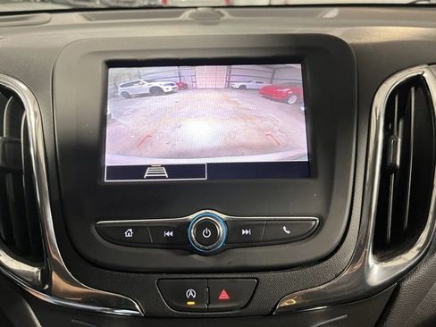 Used 2022 Chevrolet Equinox LT image 15