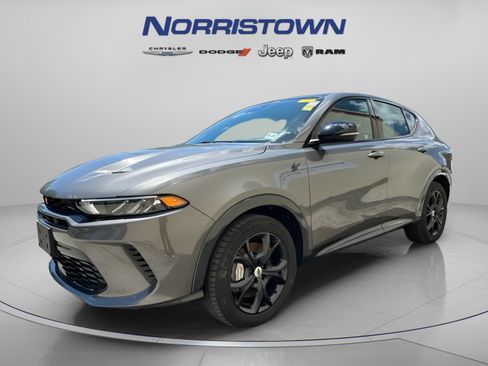 Used 2024 Dodge Hornet R/T Plus w/ R/T Blacktop Package AWD/4WD image 3