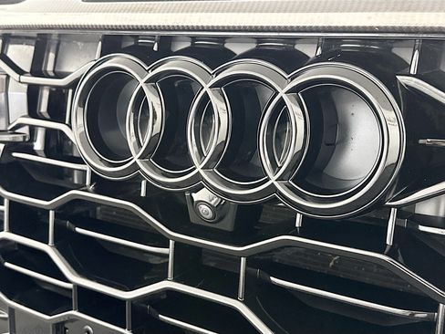 Used 2022 Audi RS Q8 w/ Carbon Optic Package image 34