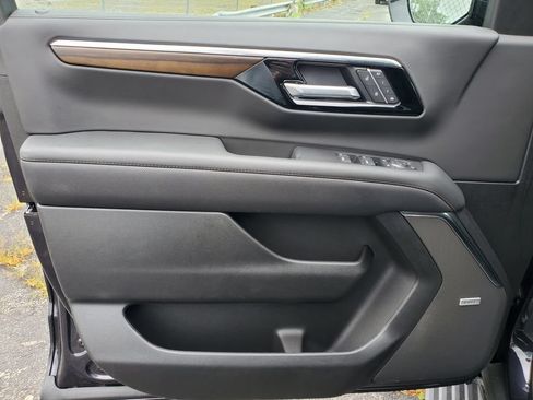 New 2026 Chevrolet Tahoe High Country AWD/4WD image 25