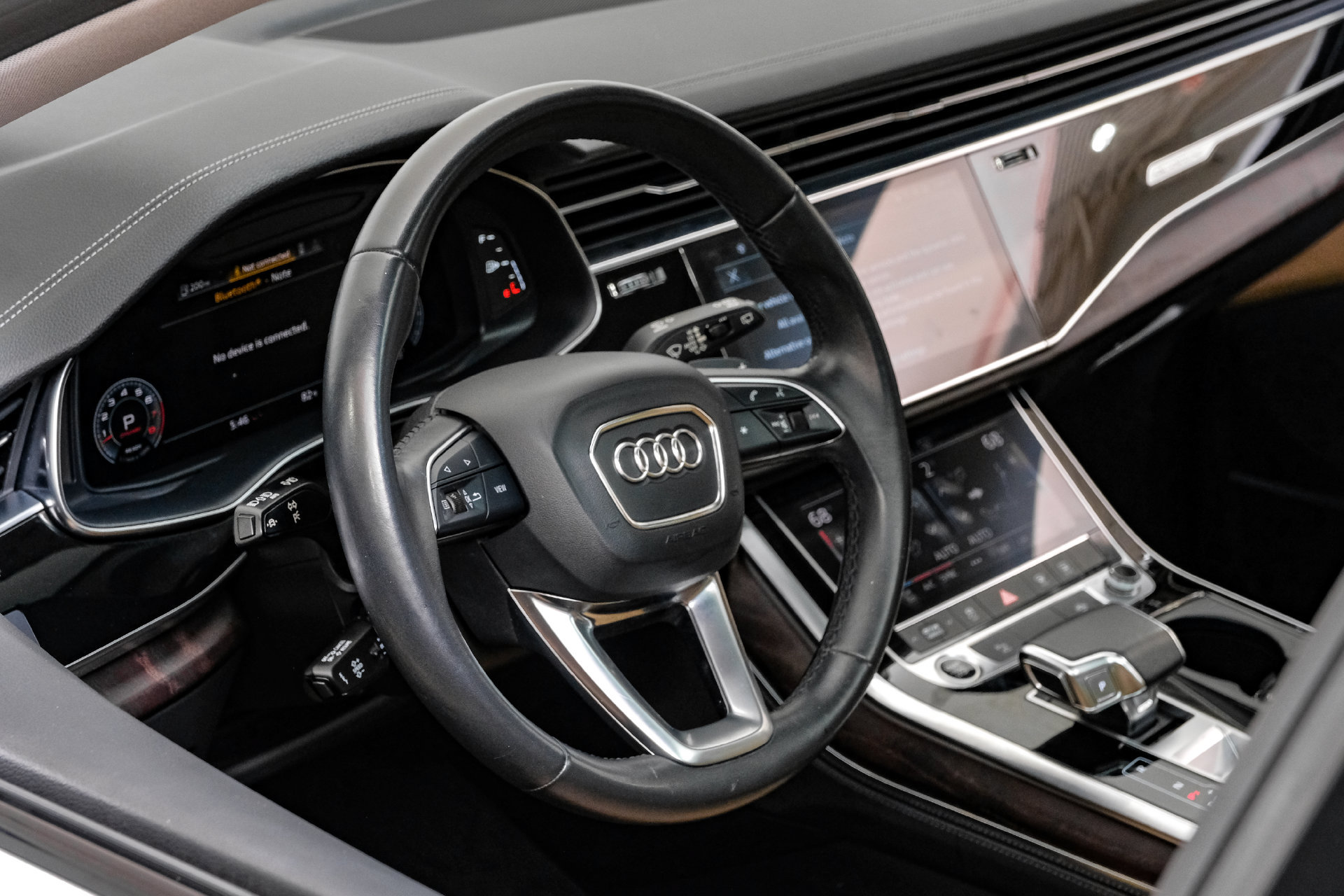 Used 2023 Audi Q8 Premium Plus w/ Premium Plus Package AWD/4WD image 20