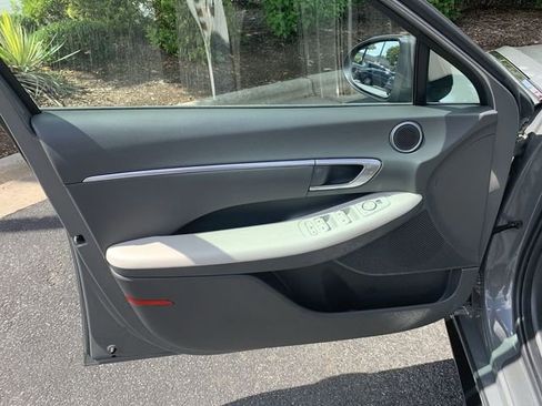 Used 2022 Hyundai Sonata SEL FWD image 17