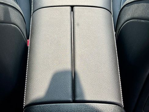 Certified 2024 Mercedes-Benz GLE 450 4MATIC image 17