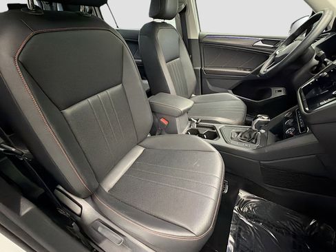 Used 2024 Volkswagen Tiguan Wolfsburg Edition image 15