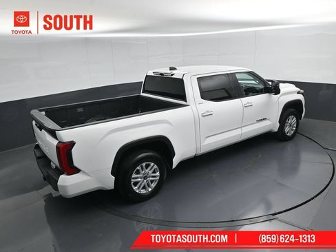 Used 2023 Toyota Tundra SR5 w/ SR5 Premium Package AWD/4WD image 48