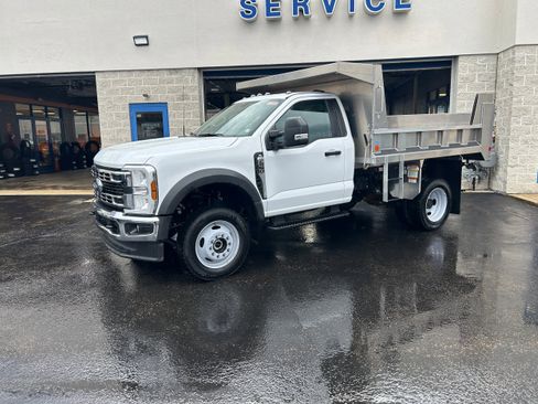 New 2026 Ford F550 4x4 Regular Cab Super Duty image 4