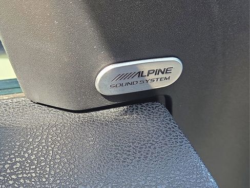 Used 2023 Dodge Charger R/T w/ Blacktop Package image 20