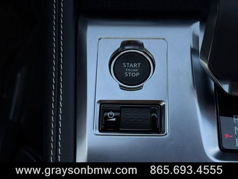 Used 2026 Jaguar F-PACE R-Dynamic S image 27