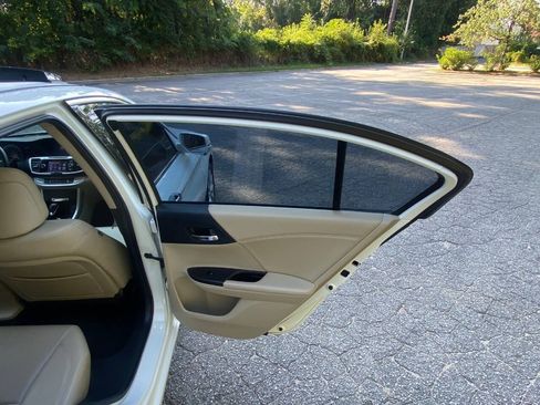 Used 2014 Honda Accord EX-L image 49
