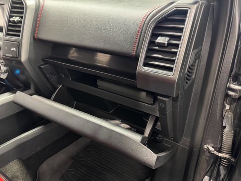 Used 2019 Ford F150 Lariat w/ Equipment Group 502A Luxury AWD/4WD image 24