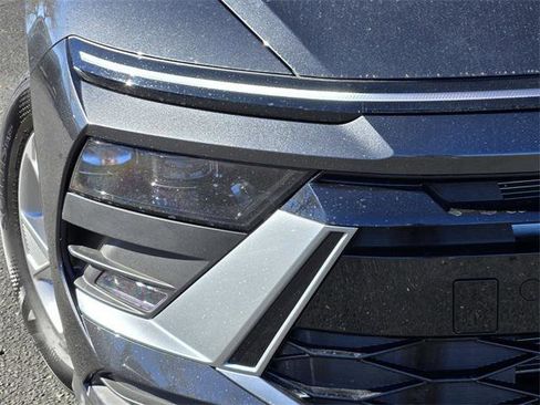 Certified 2025 Hyundai Sonata SE image 10