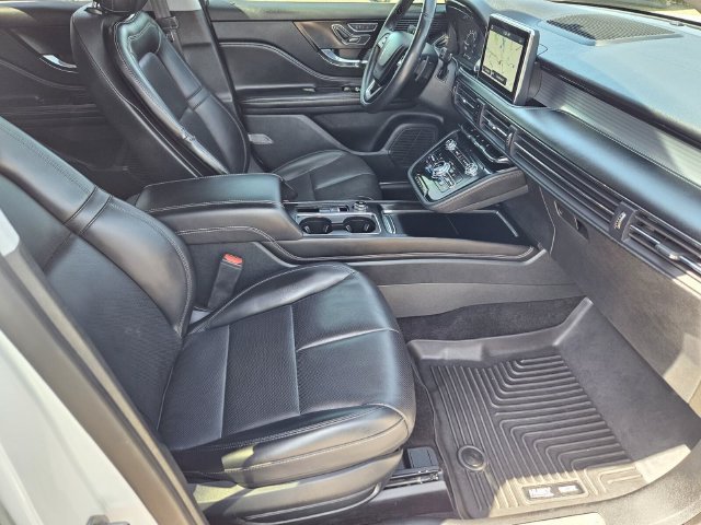 Used 2020 Lincoln Corsair FWD w/ Equipment Group 101A image 9