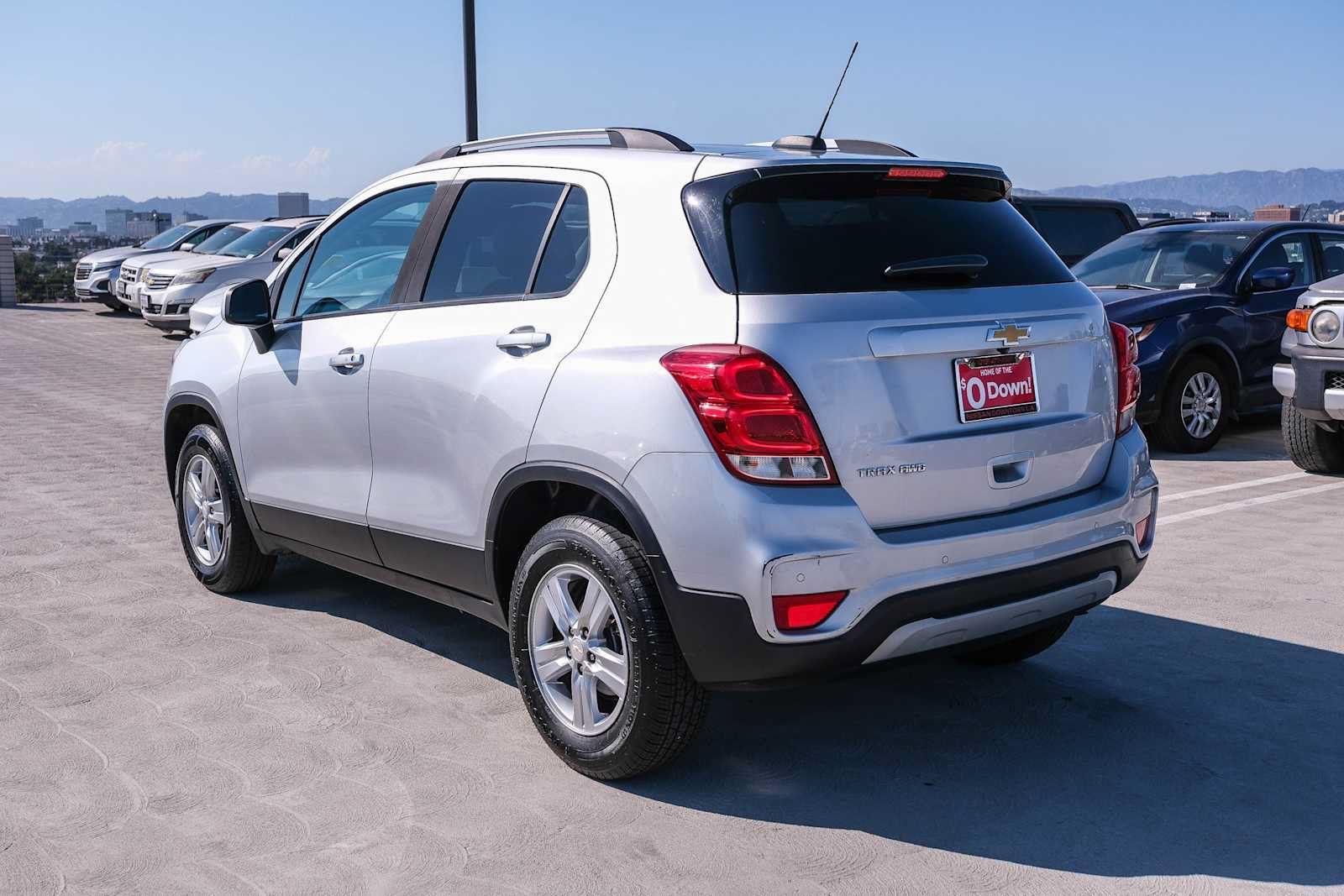 Used 2022 Chevrolet Trax LT w/ Driver Confidence Package AWD/4WD image 6