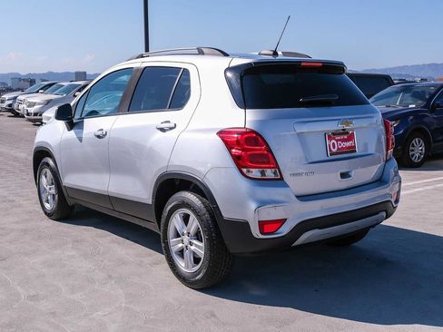 Used 2022 Chevrolet Trax LT w/ Driver Confidence Package AWD/4WD image 6