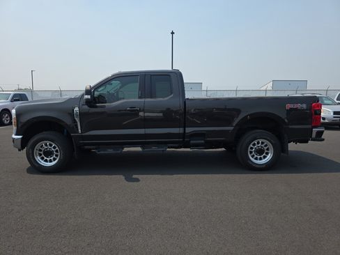 Used 2024 Ford F250 XLT w/ 360-Degree Camera Package AWD/4WD image 4